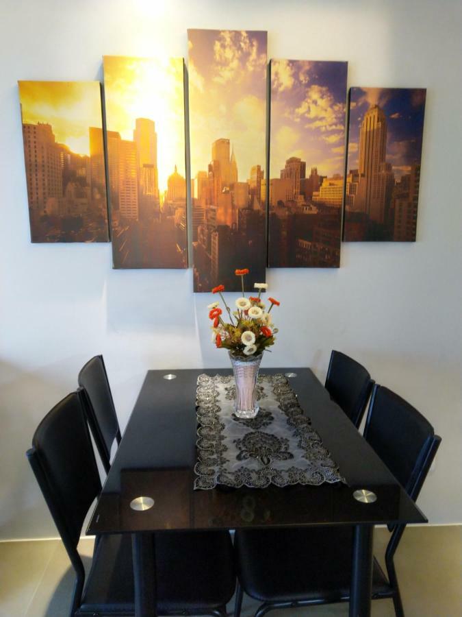 2 Bedroom Portovita Tower 12-A Manila Zewnętrze zdjęcie